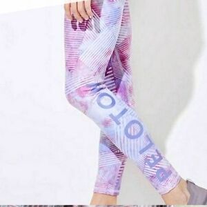 Terez x Peloton Size Medium• Geo Dye Leggings Spellout On Leg 26.5 Inch Gym Yoga